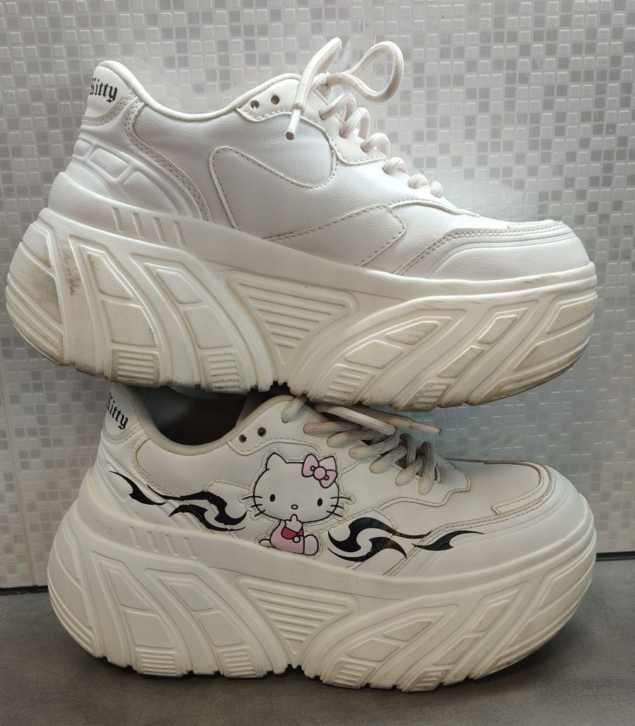 Buty Hello Kitty, Bershka, r.37