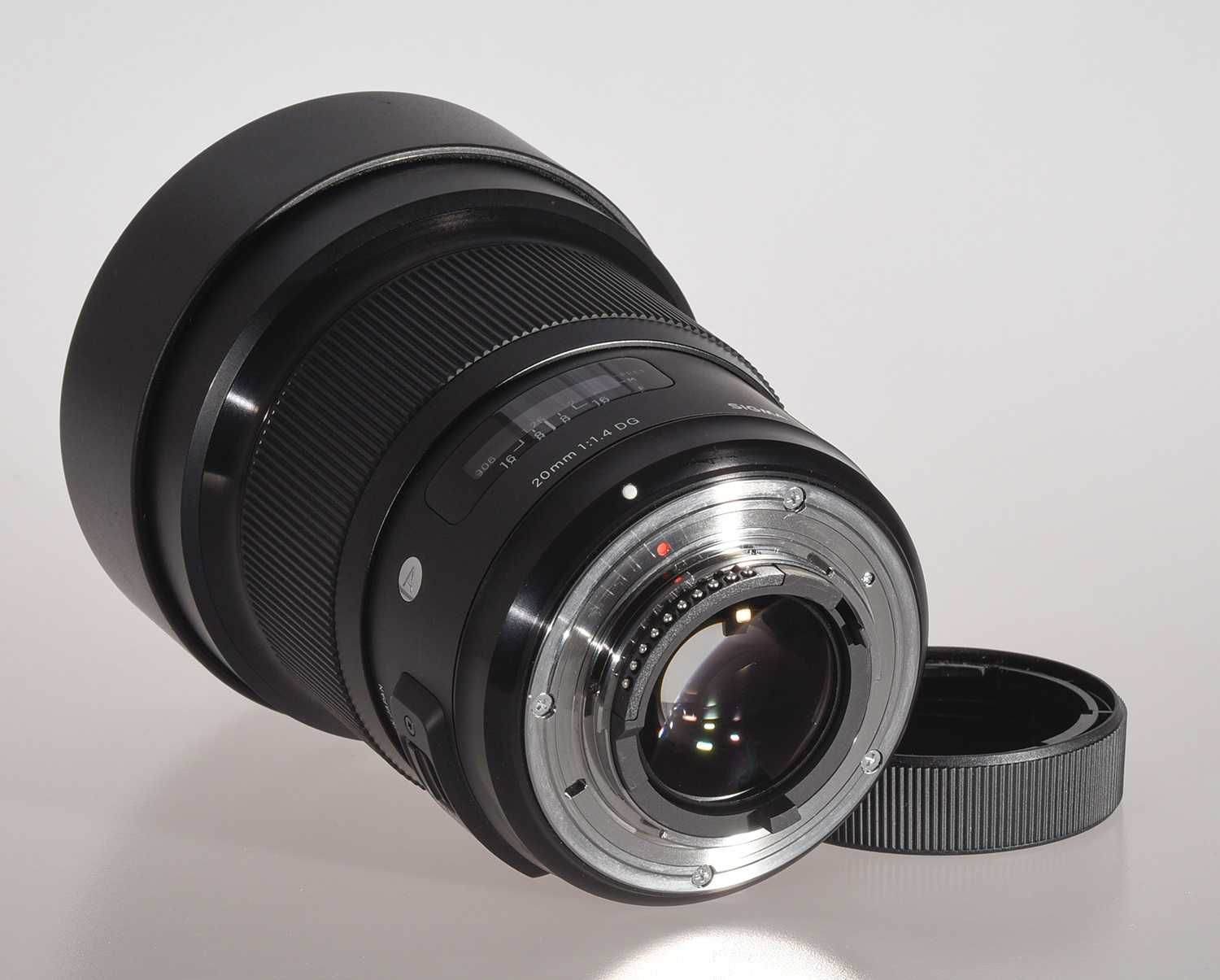 Obiektyw Sigma A 20 mm F 1.4 DG - Nikon F - jak nowy.