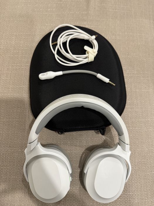 Headphones Razer Barracuda X