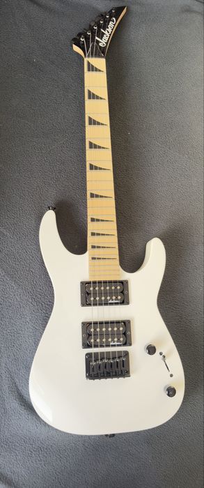 Guitarra eletrica Jackson Dinky Minion