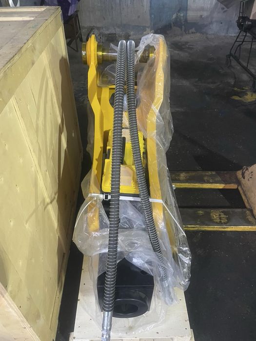 Гідро молот новий