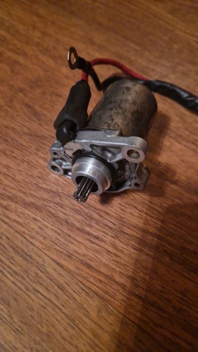 катушка запалення і стартер для скутера