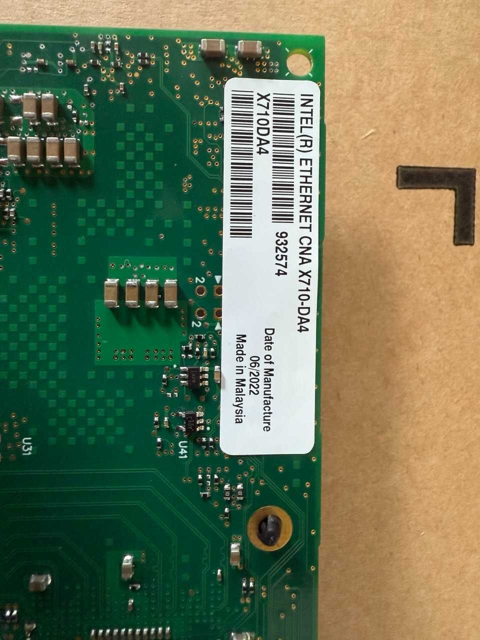 Sprzedam nowe karty do serwerów INTEL X710-DA4