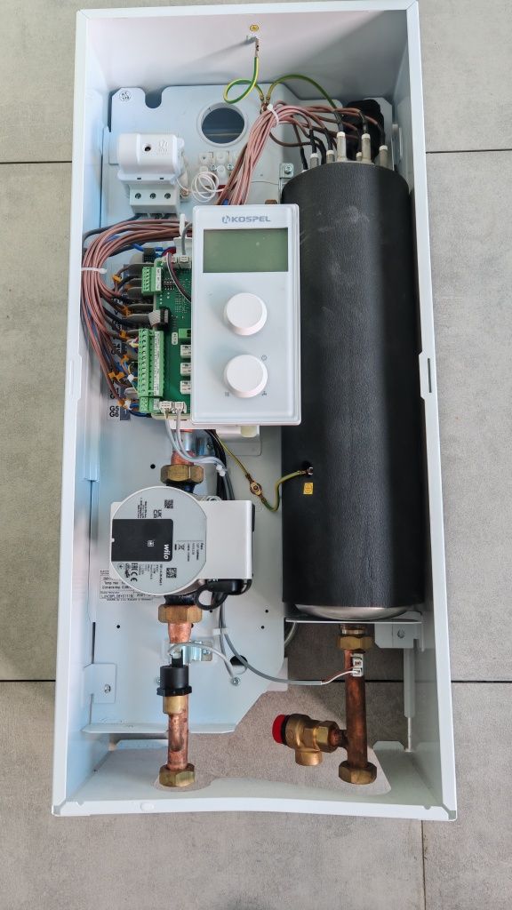 Piec kocioł c.o. elektryczny KOSPEL EKCO.LN3 4 /6/8 jak nowy

Kocioł