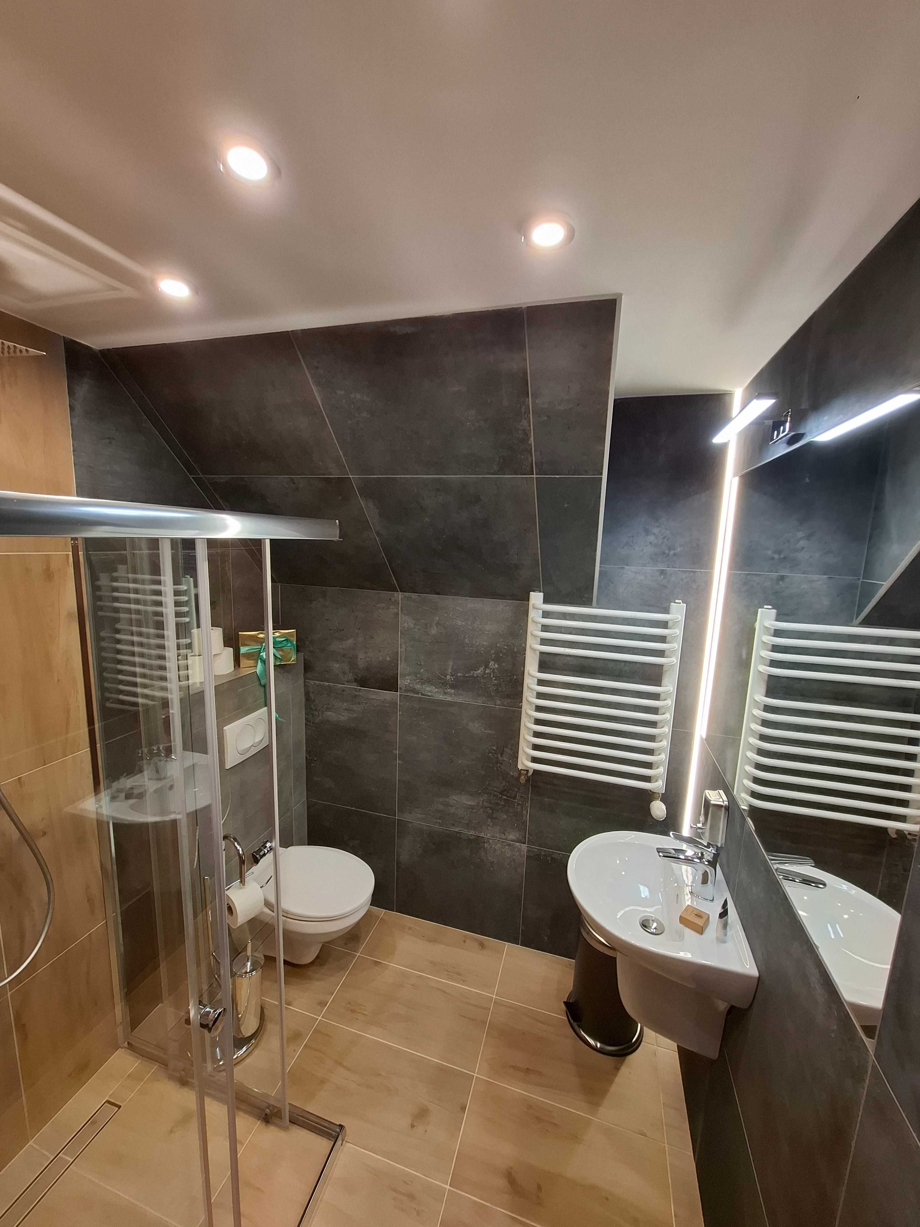 Sylwester w Górach przy wyciągach, BASEN, SPA