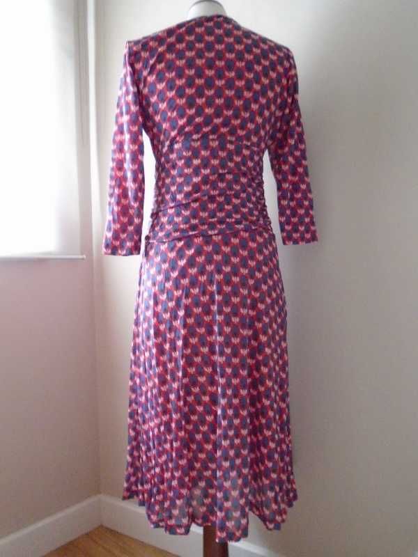 Vestido estilo retro vintage bolinhas