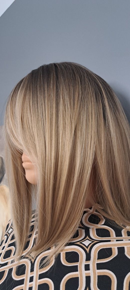 Peruka bob blond ciemny