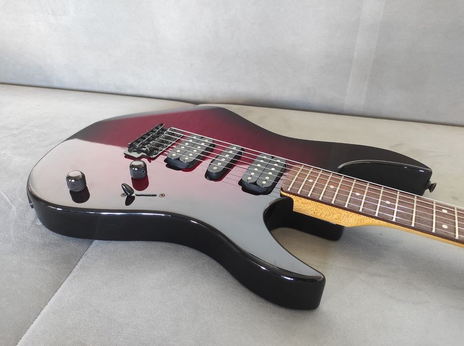 Yamaha RGX221 gitara elektryczna HSH