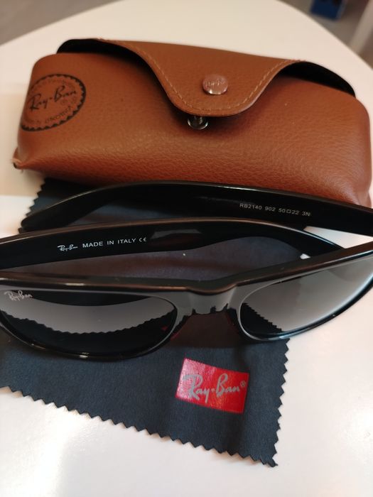 Сонцезахисні окуляри Rey Ban