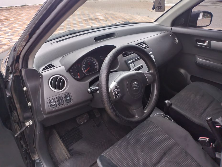 Suzuki swift автомат