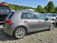 Volkswagen Golf LOUNGE 2.0 TDI 150kM 2016 rok 5-drzwi