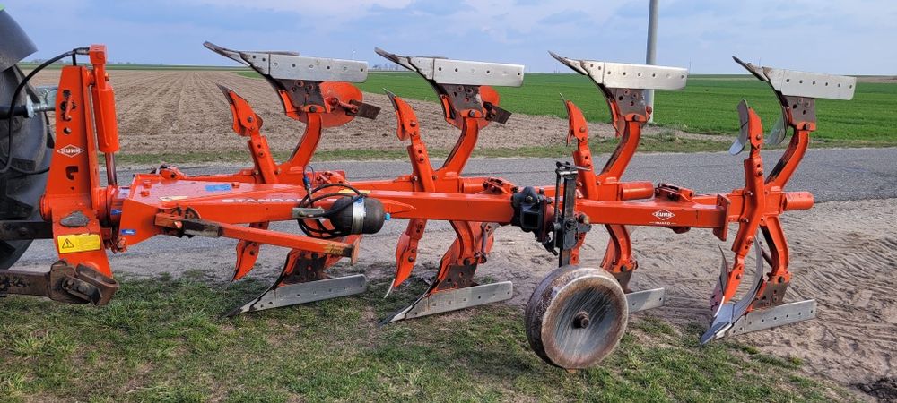 Pług obrotowy Kuhn StandardS 4 Skibowy Zabezpieczenie Non Stop