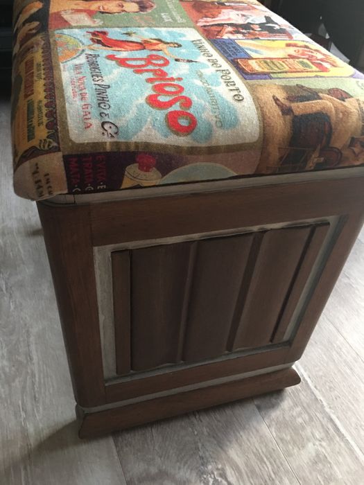 Banqueta antiga vintage