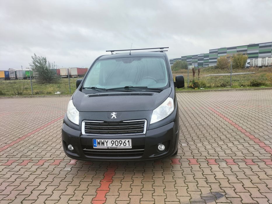 Peugeot Expert Long 6 osobowy