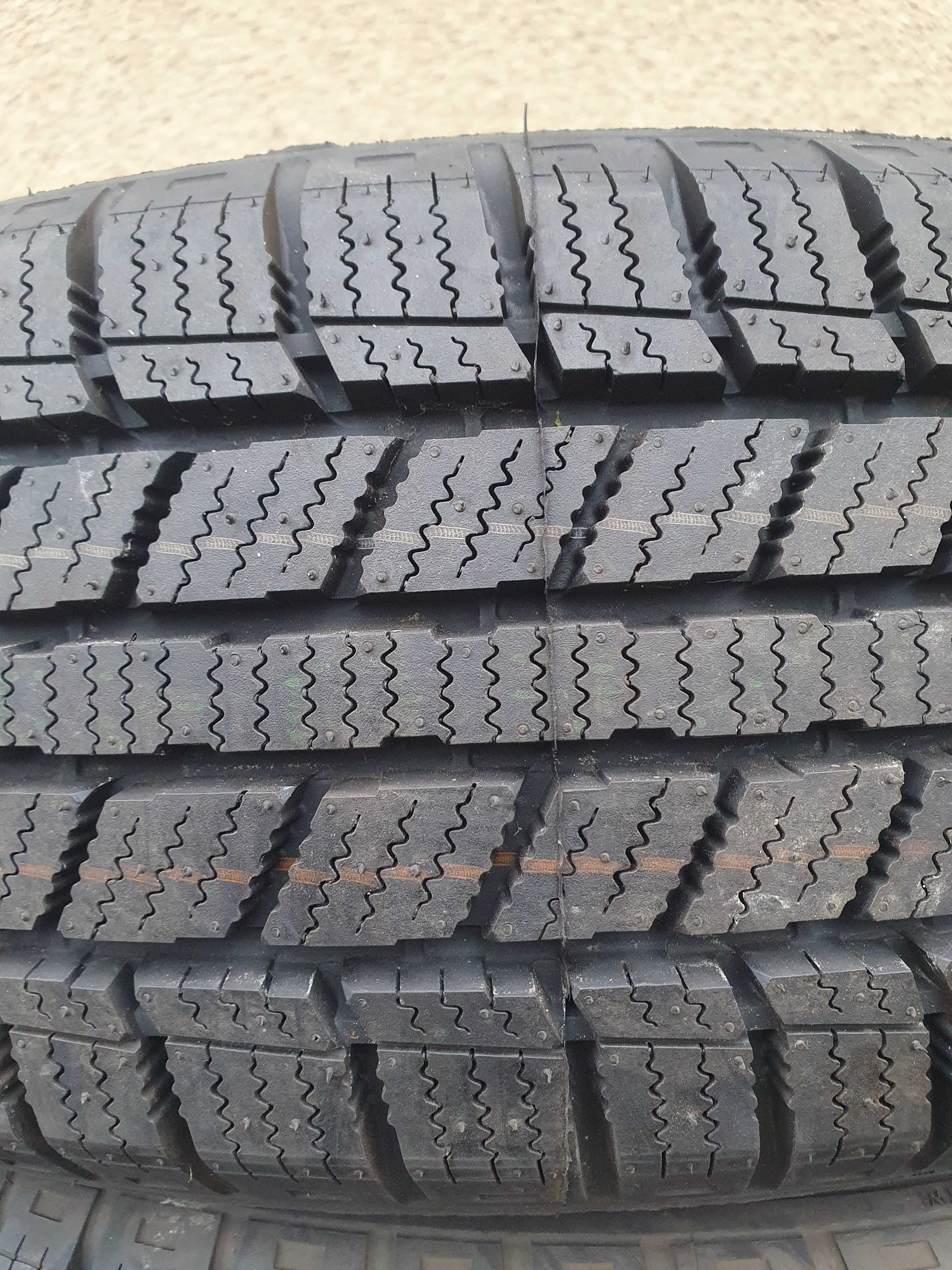 230# Opony zimowe  Nowe 195/60/16C Minerva/Lassa
