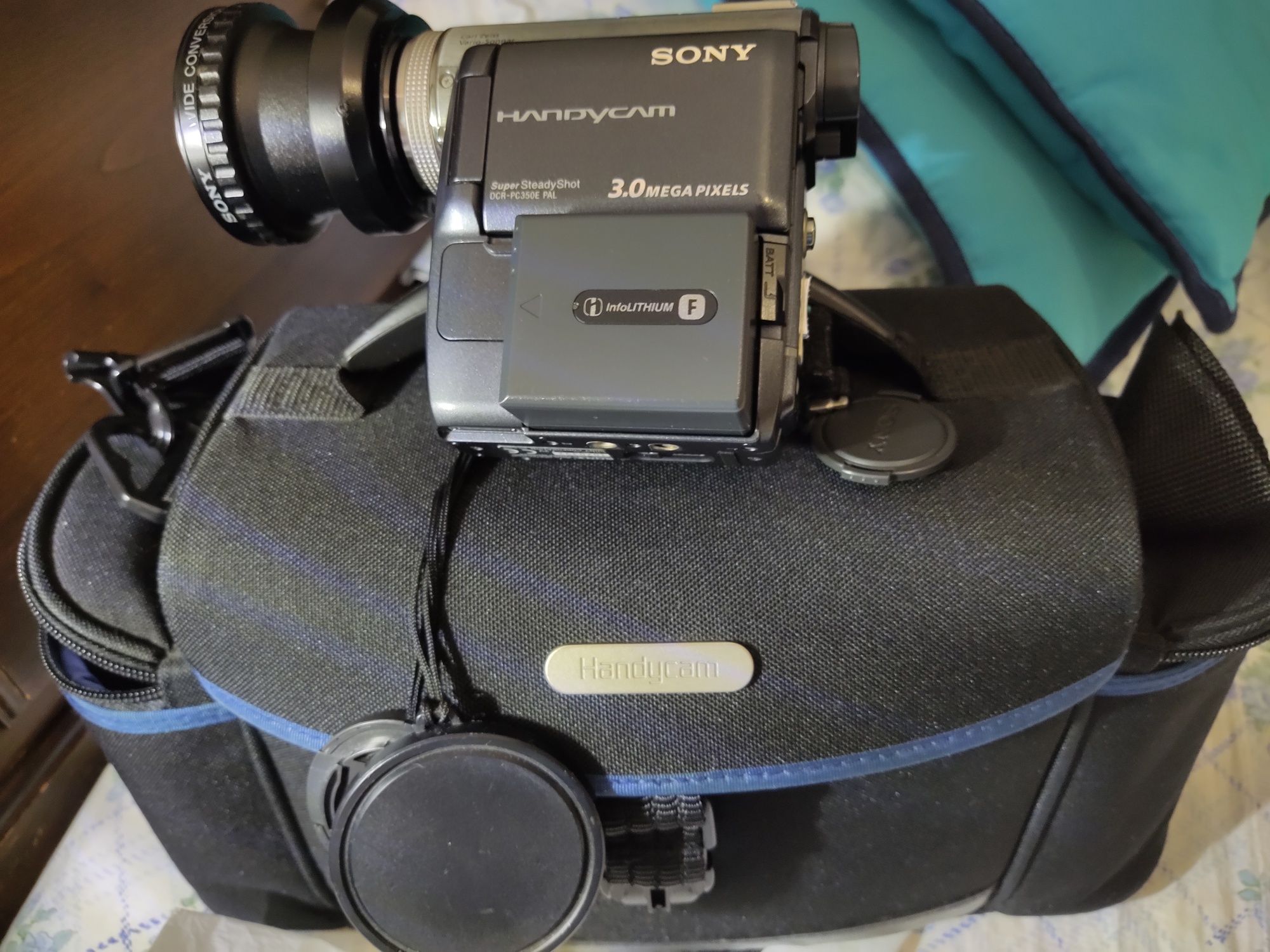 Câmara de Vídeo Sony DCR-PC330