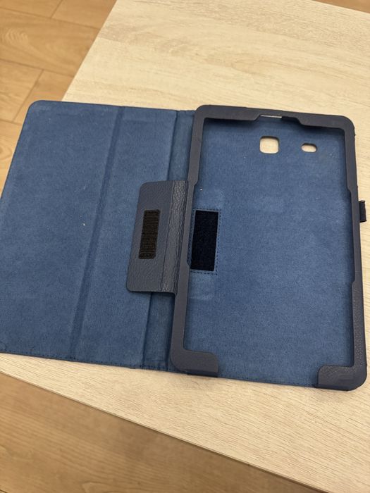 Samsung Galaxy Tablet SM-T560