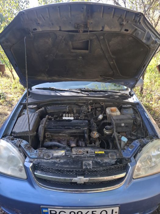 Продам Лачетти 1.8