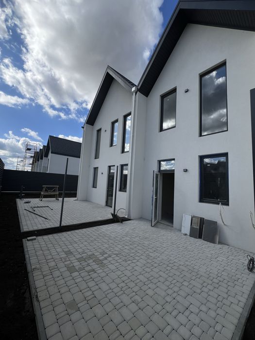 Продам таунхаус з ремонтом/ 75м2/ Котеджне містечко! / без комісії