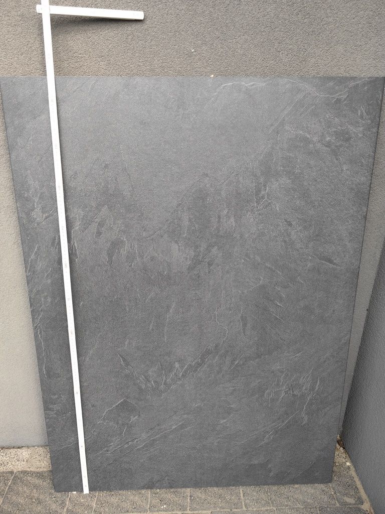 Blat kuchenny  swiskrono dlugosc 200x 40 struktura drewna