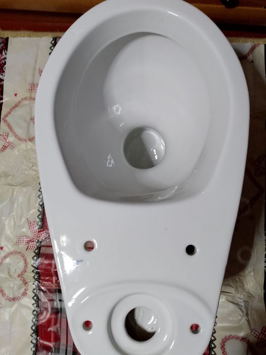 Продам унітаз без бачка