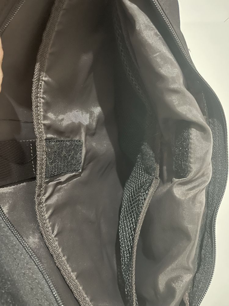 Mala Camel com múltiplas divisões