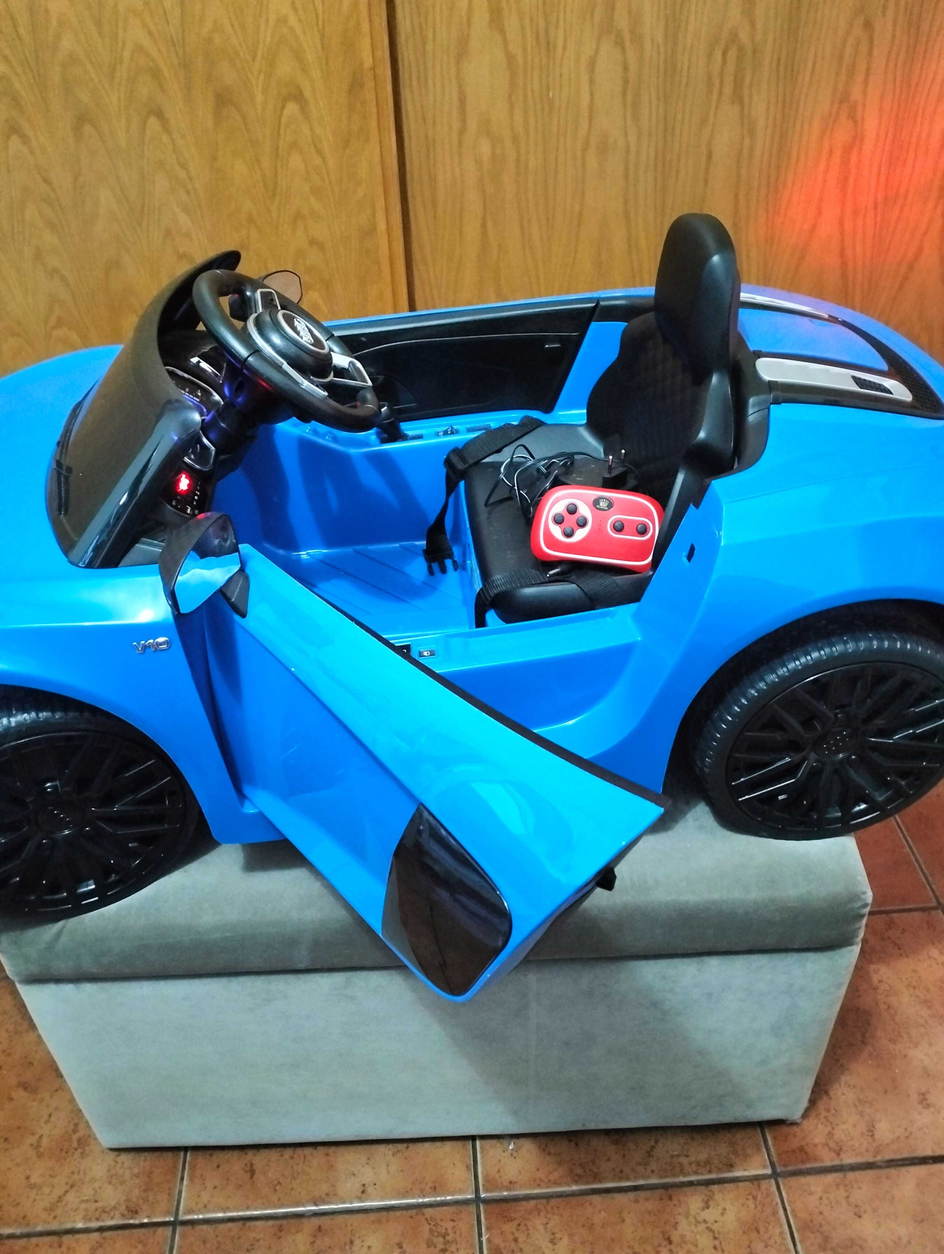 Carro de criança como novo.