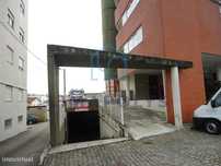 Garagem para 2 carros na Meadela
