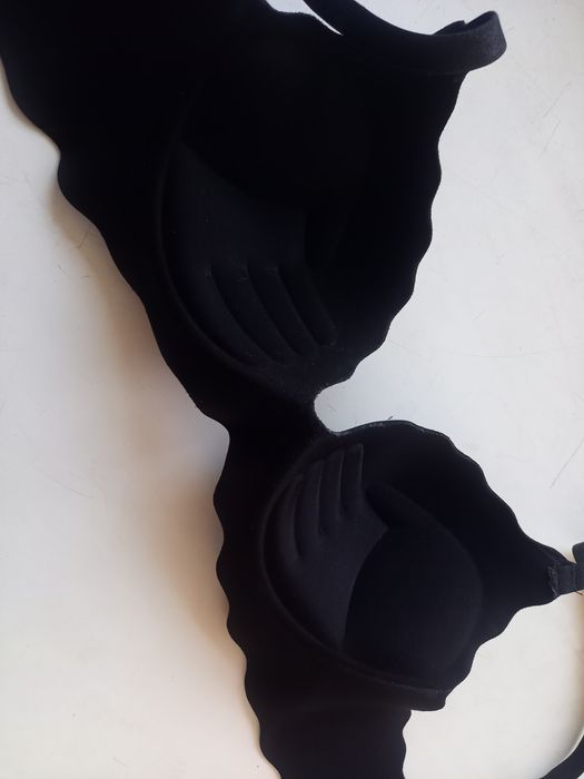 Безшовний бюстгальтер