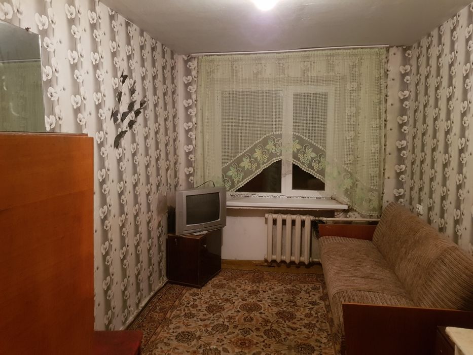 Здам кімнату в гуртожитку, від власника, на пр.Перемоги 133 біля ринку