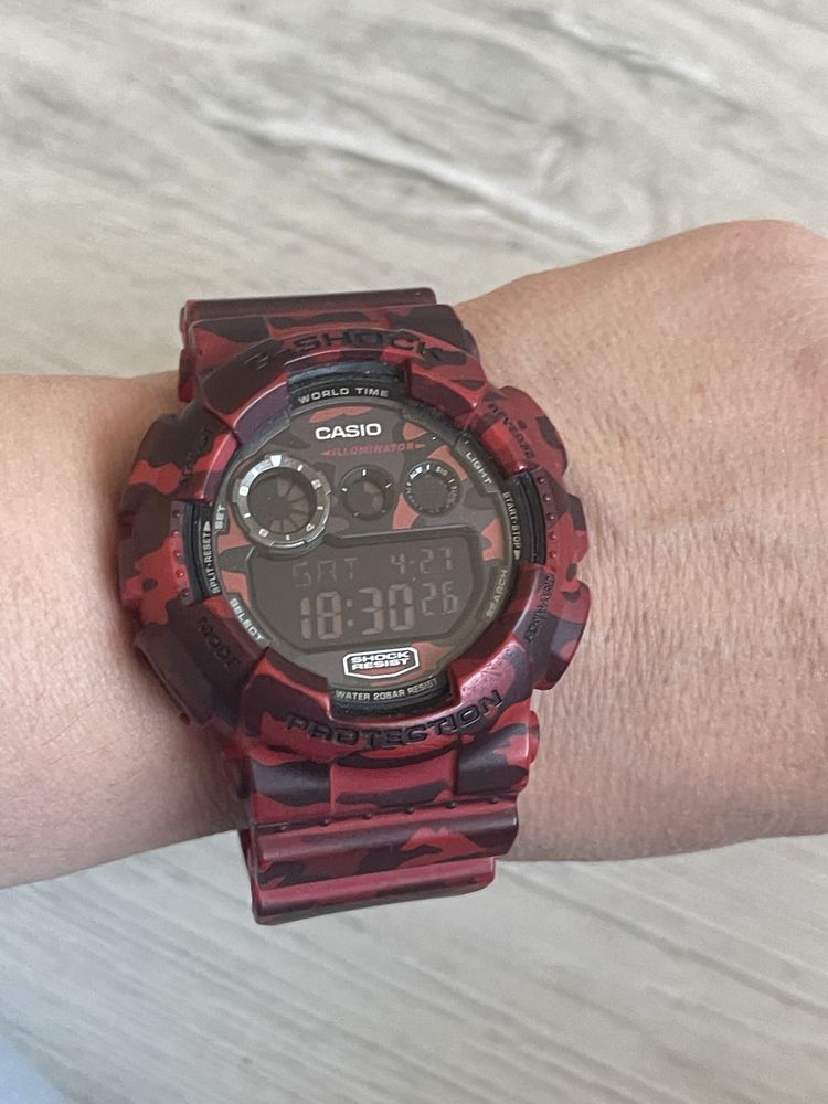 Годинник Casio GD-120CM-4ER