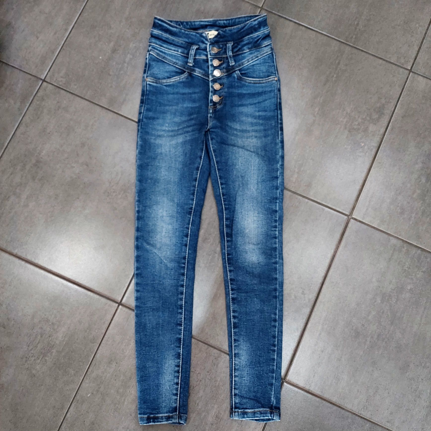 Spodnie rurki jeans porządny materiał elastyczny wysoki stan 5 guzików
