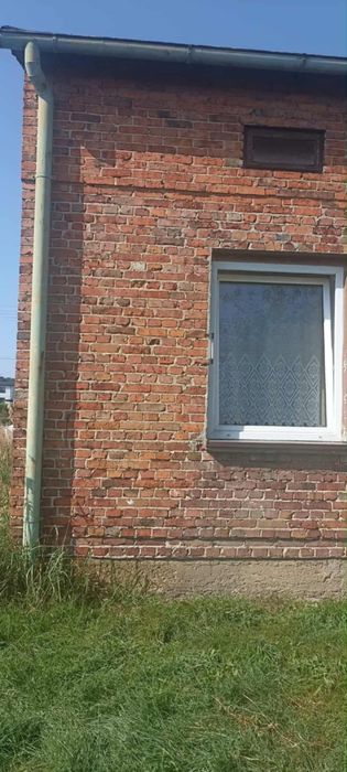 Sprzedam dom wolnostojący na działce 10 arów Moszczenica