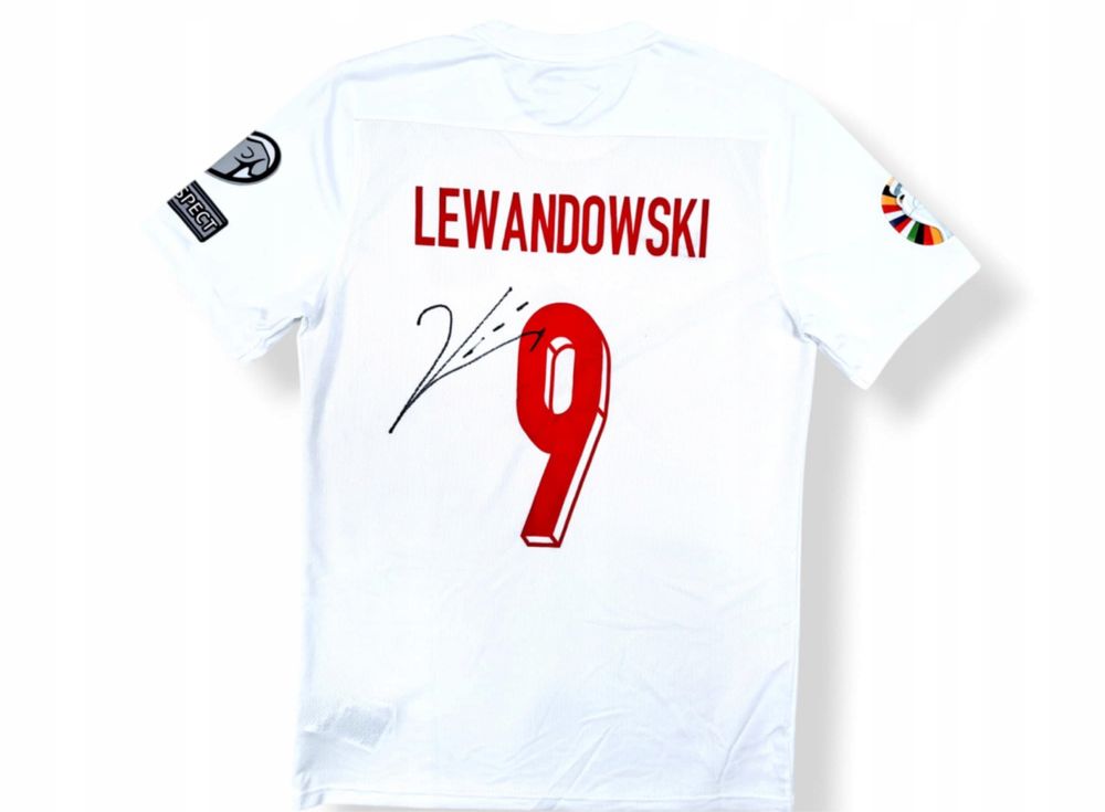 Robert Lewandowski -Polska -koszulka z  autografem  M (pol)