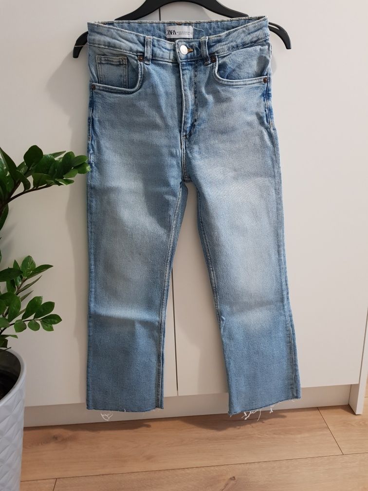 Spodnie jeans zara rozm.36 flare