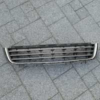 Grill w zderzak astra h lift