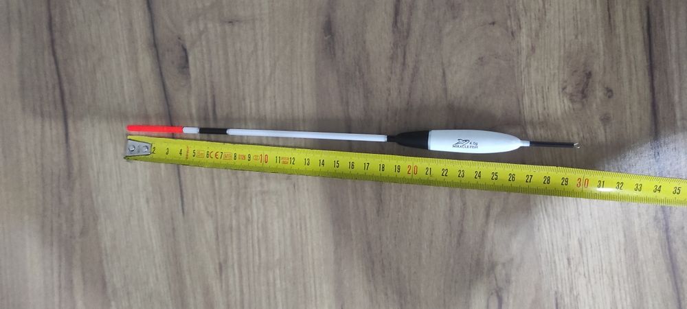 Spławik przelotowy 4g 30cm