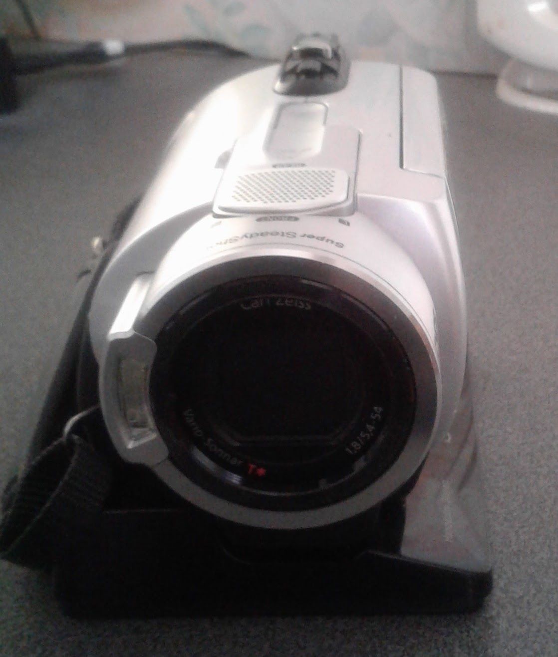 Видеокамера Sony DCR-SR300, 40гб