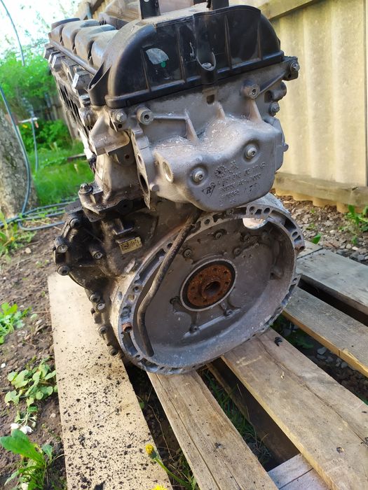 Двигатель Mercedes Benz 2.2 CDI OM651 ГБЦ ТНВД Рампа стартер колба