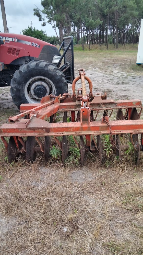 Vendo trator case farmall 95A