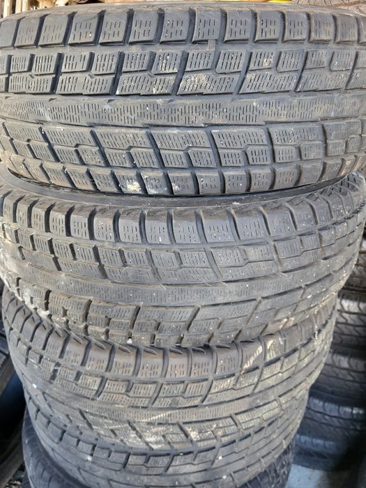 Шини 215 65r16 Yokohama