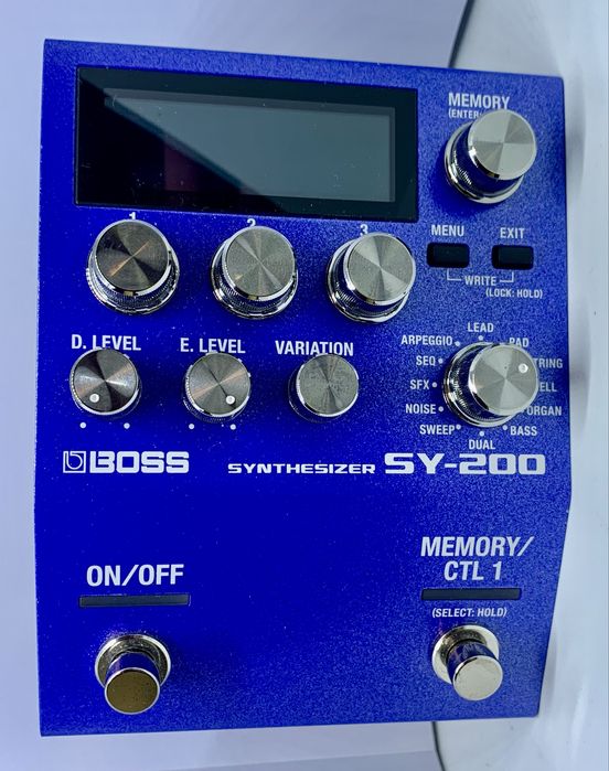 Boss SY-200 syntezator gitarowy