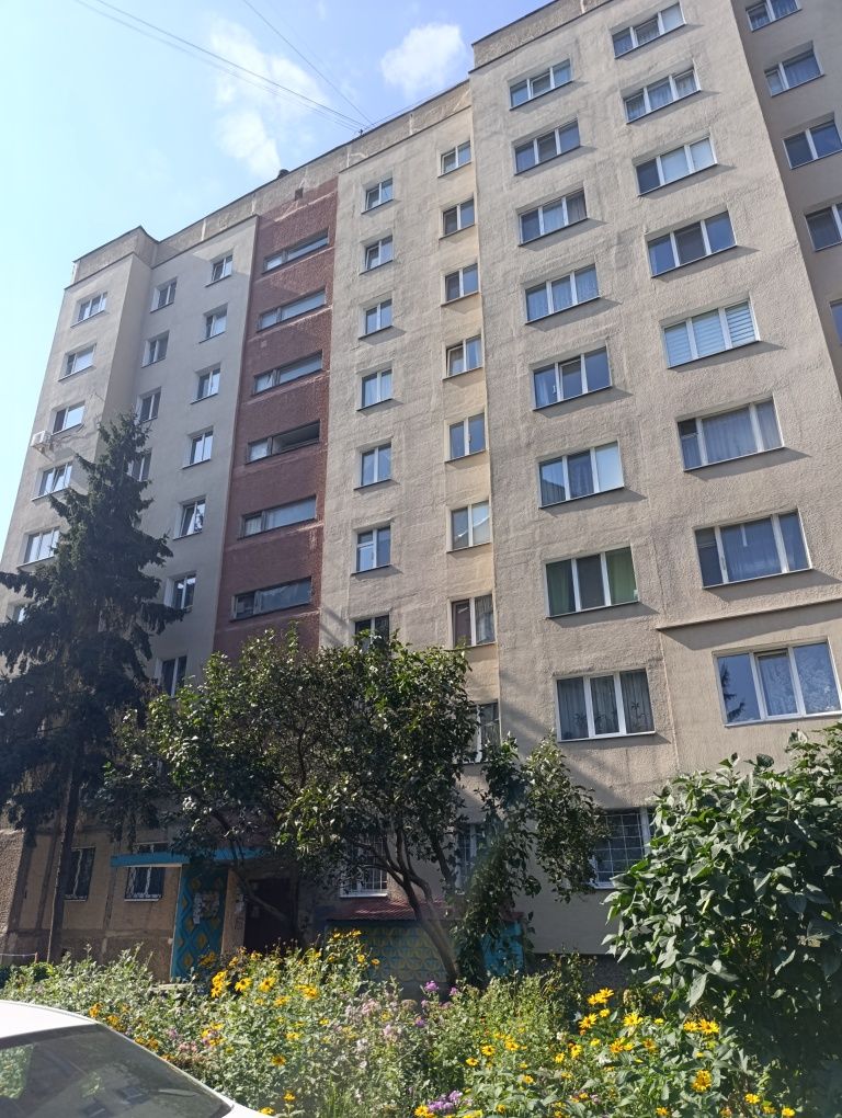 Продаж 3к кв. р-н Урожая