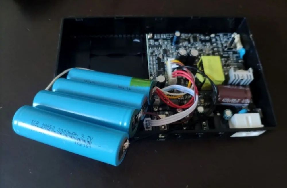 Джерело безперебійного живлення VIA Energy  MINI UPS для роутера