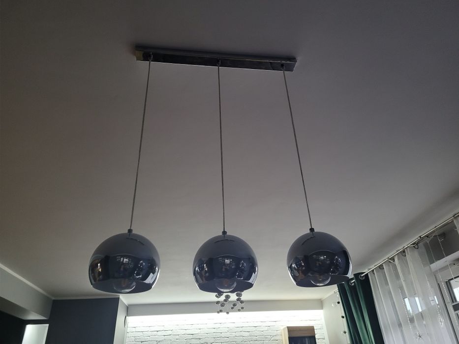 Lampa sufitowa trzy kule chromowane