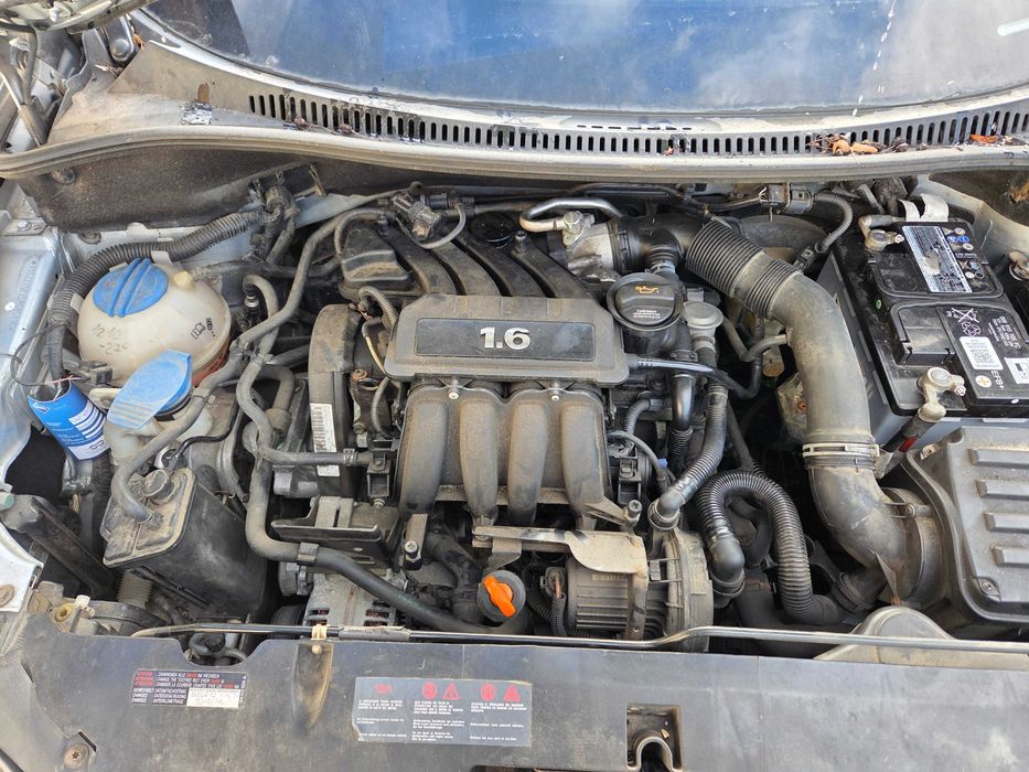 Seat Altea  Maska zderzak Lampy Drzwi  L57Y