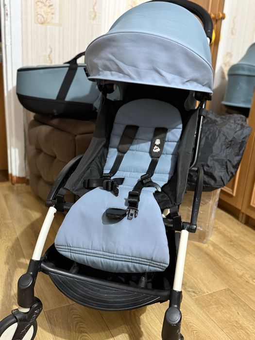 Коляска універсальна 2 в 1 Stokke® YOYO³ з люлькою Bassinet Aqua/Black