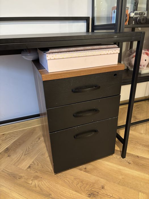 Szafka kontenerka na kółkach