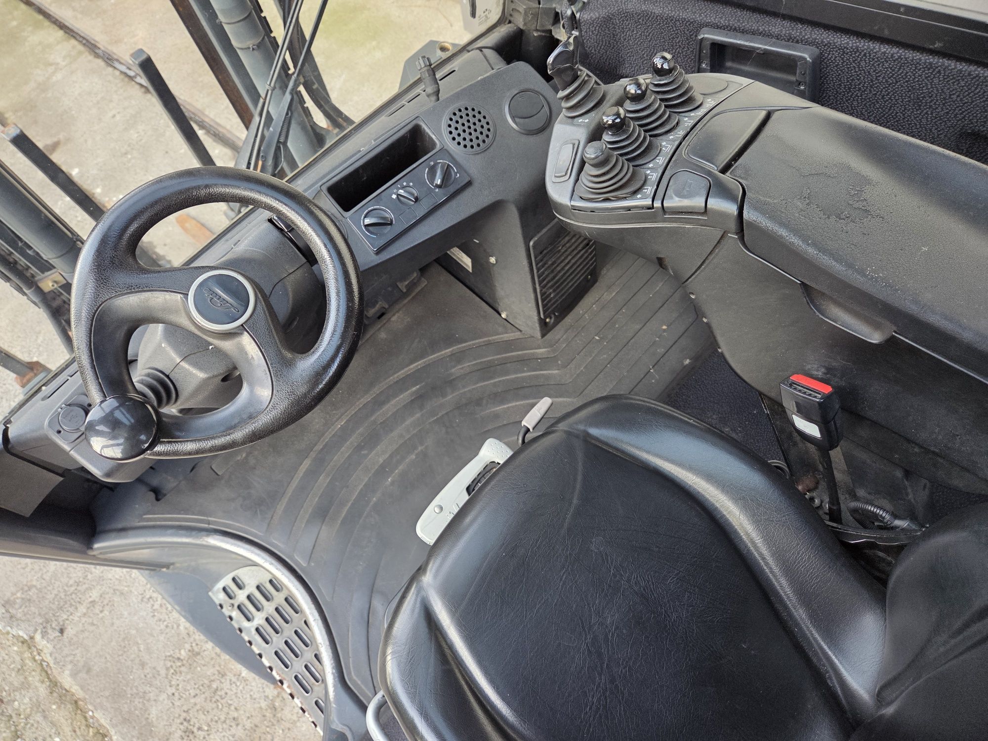Wózek widłowy Linde H40D EVO, 2013 Rok, Paletyzer, Kabina, Diesel, 4 t