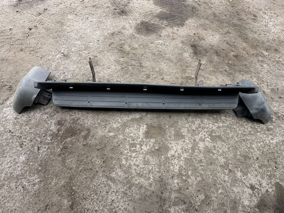 Задня сходинка/бампер mercedes sprinter W903 95-06г.в.